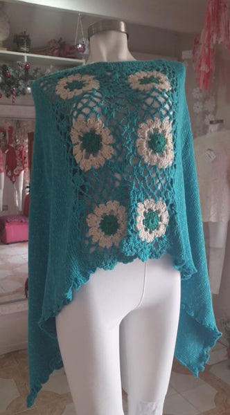 Side granny square Poncho