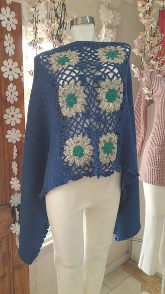 Side granny square Poncho